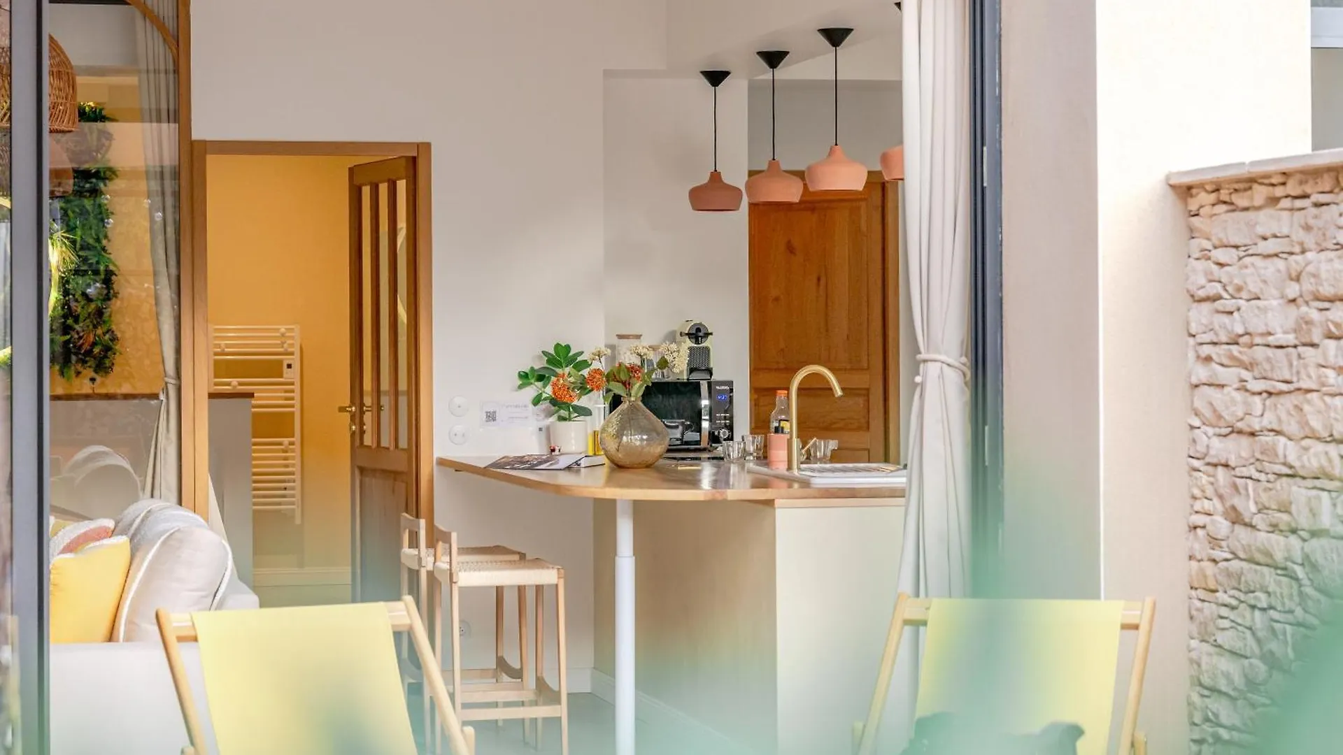 Hermes - Appartement Avec Jacuzzi Scandinave Nyons 0*,
